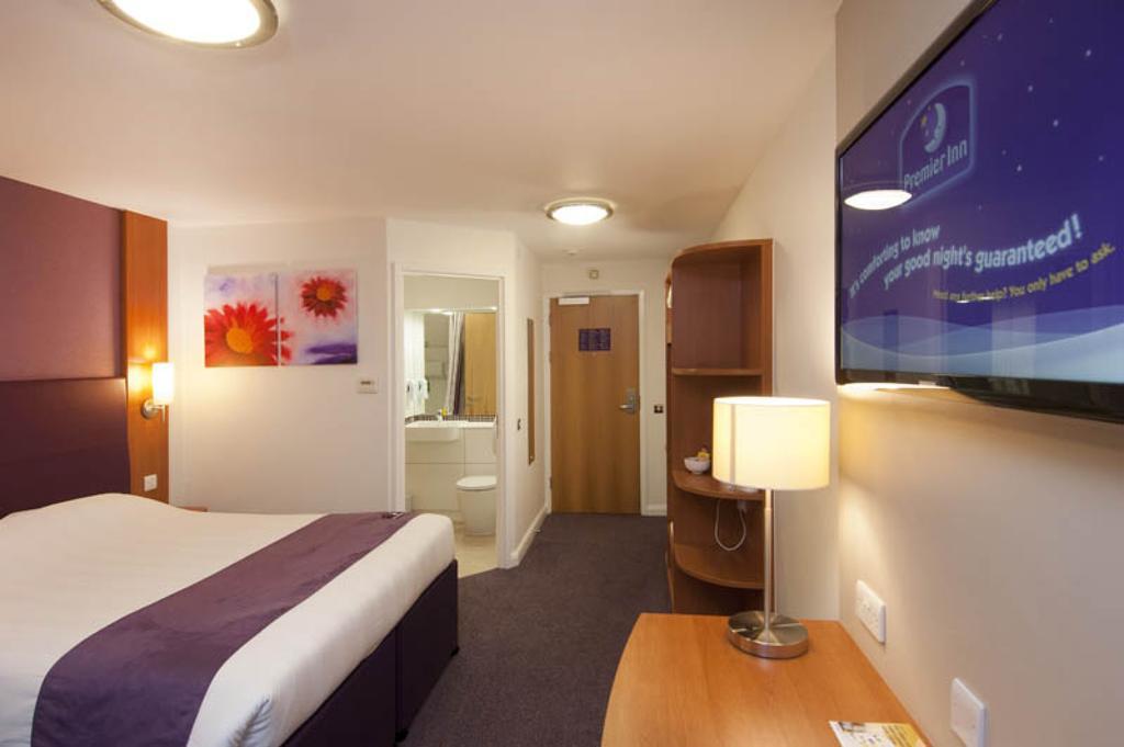 Premier Inn Inverness Centre - River Ness Luaran gambar