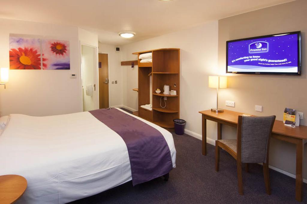 Premier Inn Inverness Centre - River Ness Luaran gambar